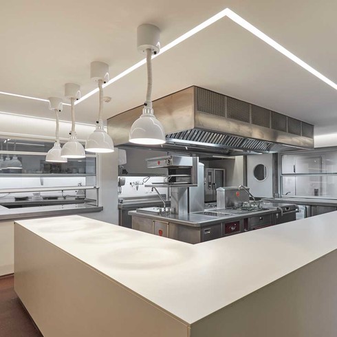Neolith-Casa-Mar-chef-quim-casellas-02