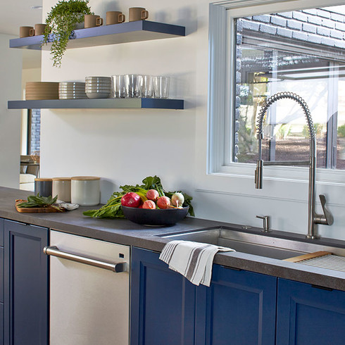 Kevin_Gillespie_Kitchen2