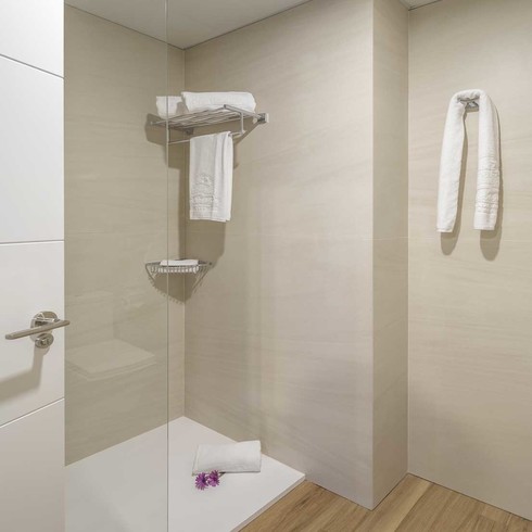 Neolith-Bathroom-Gallery-Arena-2019-03