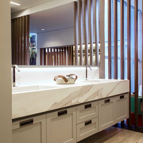 Neolith-Bathroom-Gallery-Estatuario-2019-00